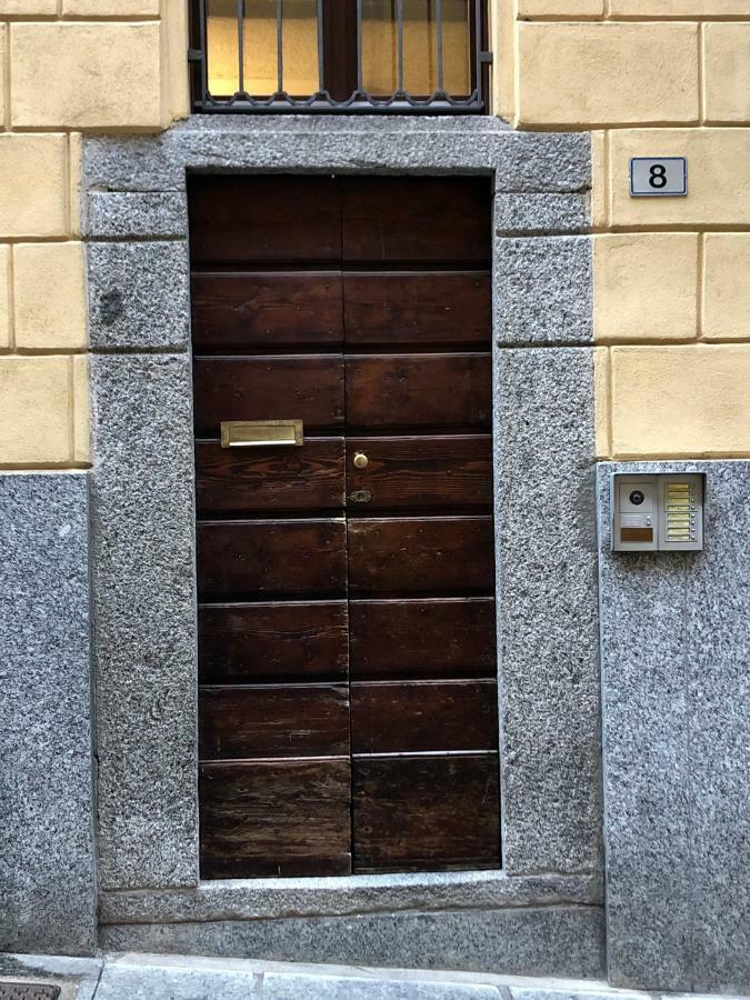 Apartamento La Via Degli Artisti Arona Exterior foto