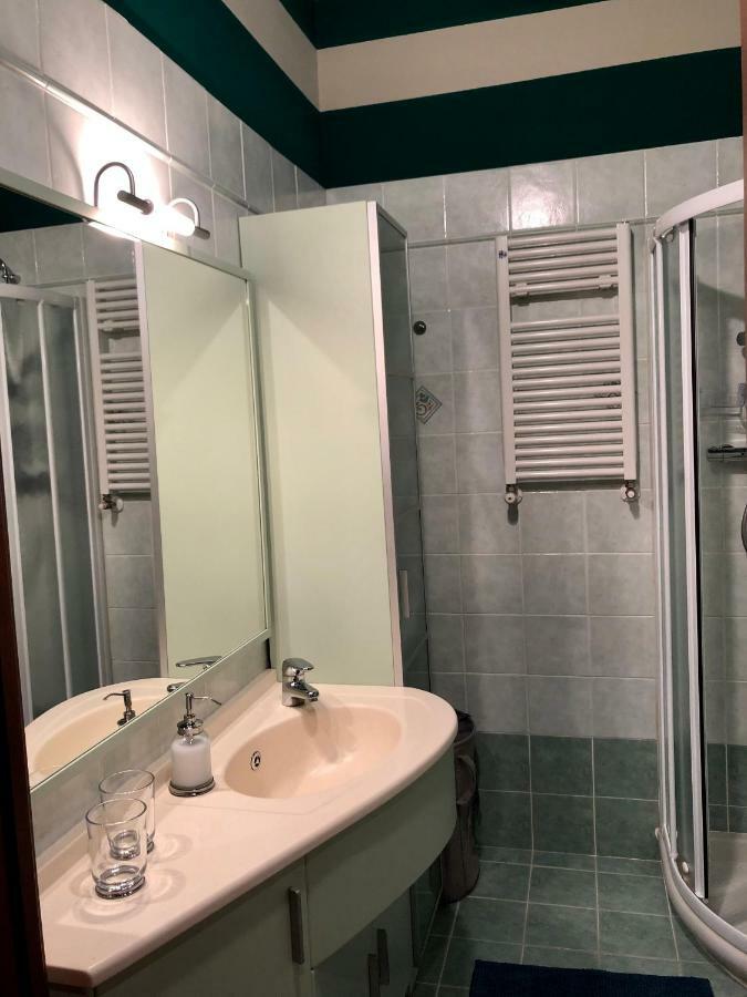 Apartamento La Via Degli Artisti Arona Exterior foto