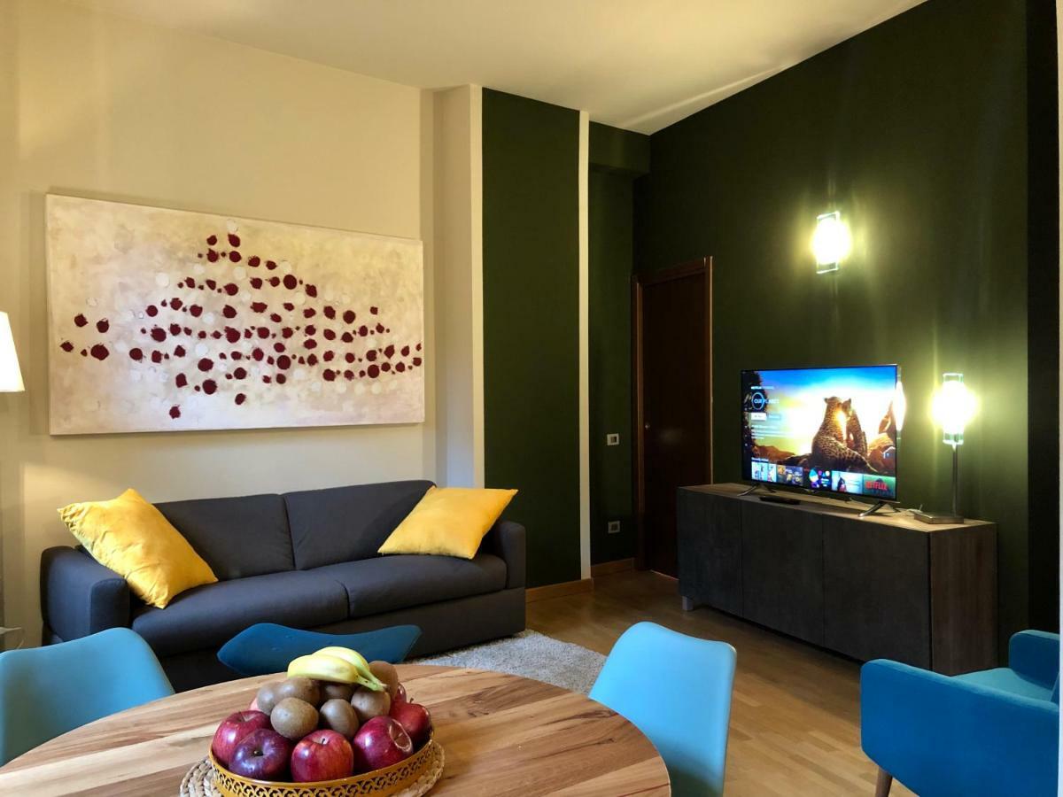 Apartamento La Via Degli Artisti Arona Exterior foto