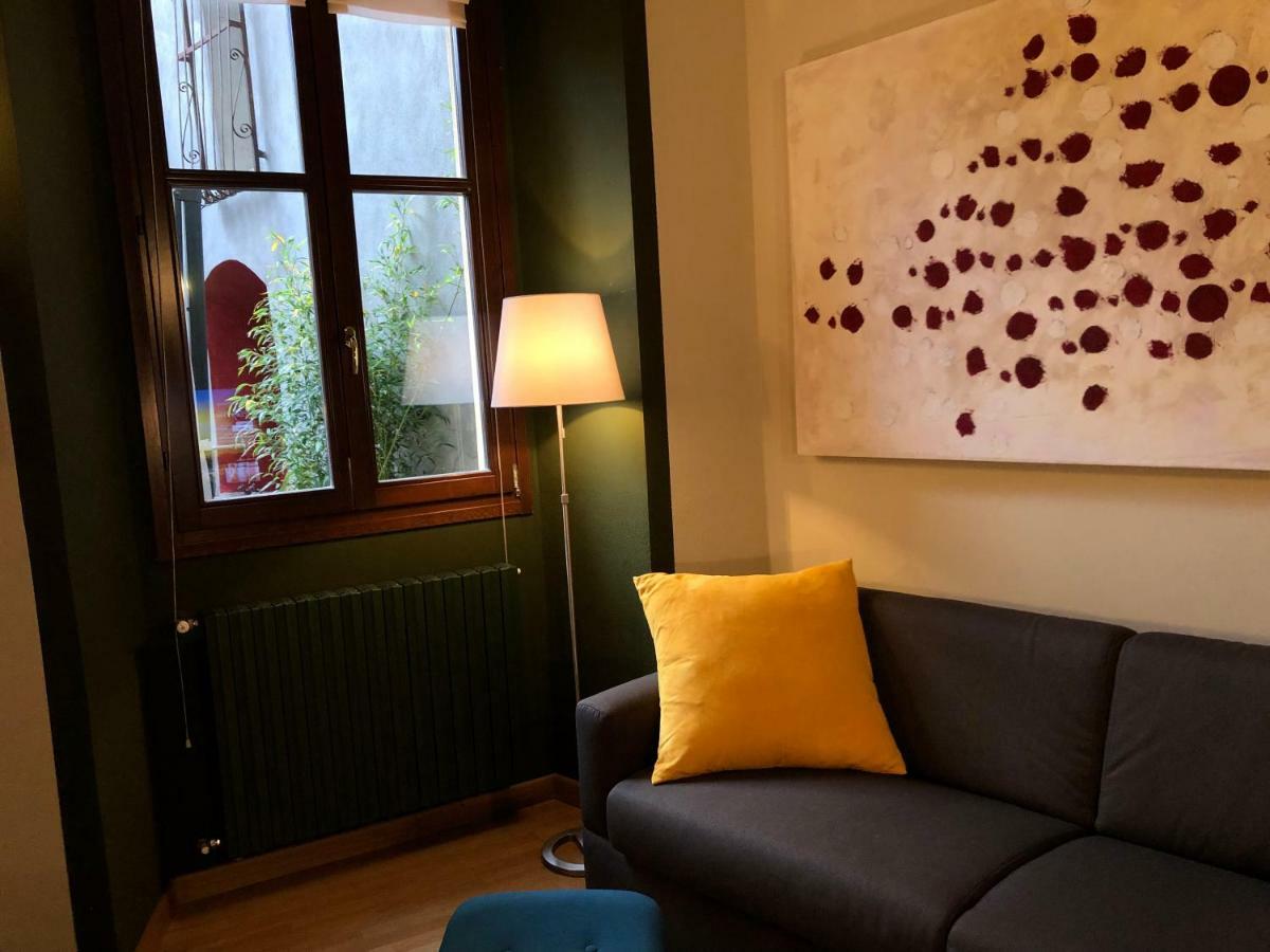 Apartamento La Via Degli Artisti Arona Exterior foto