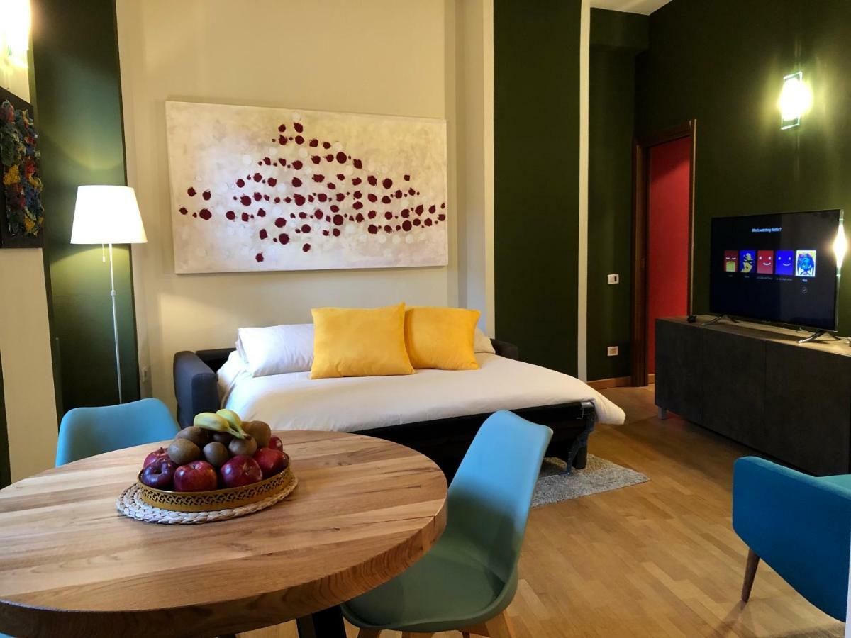 Apartamento La Via Degli Artisti Arona Exterior foto
