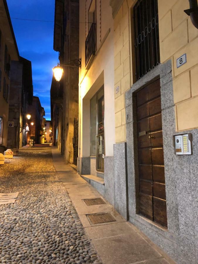 Apartamento La Via Degli Artisti Arona Exterior foto