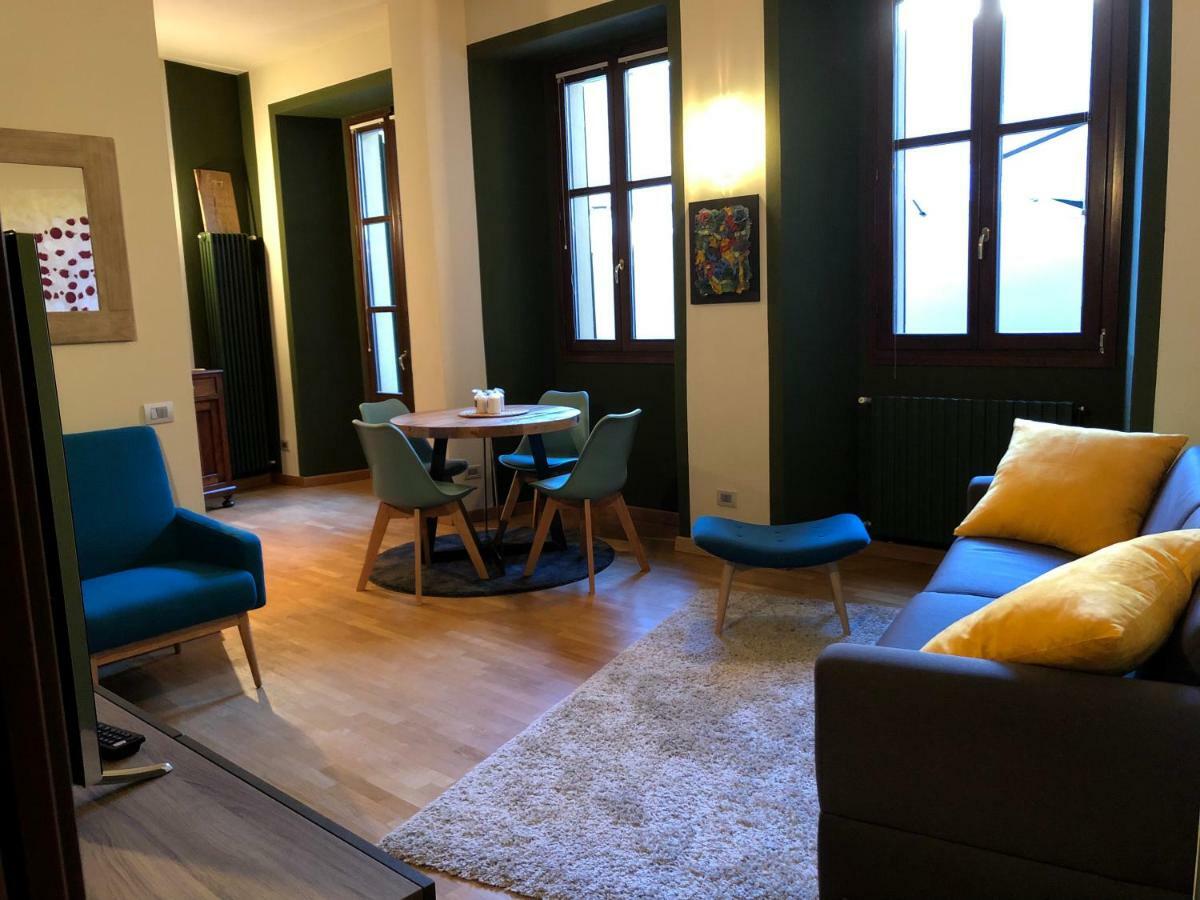 Apartamento La Via Degli Artisti Arona Exterior foto
